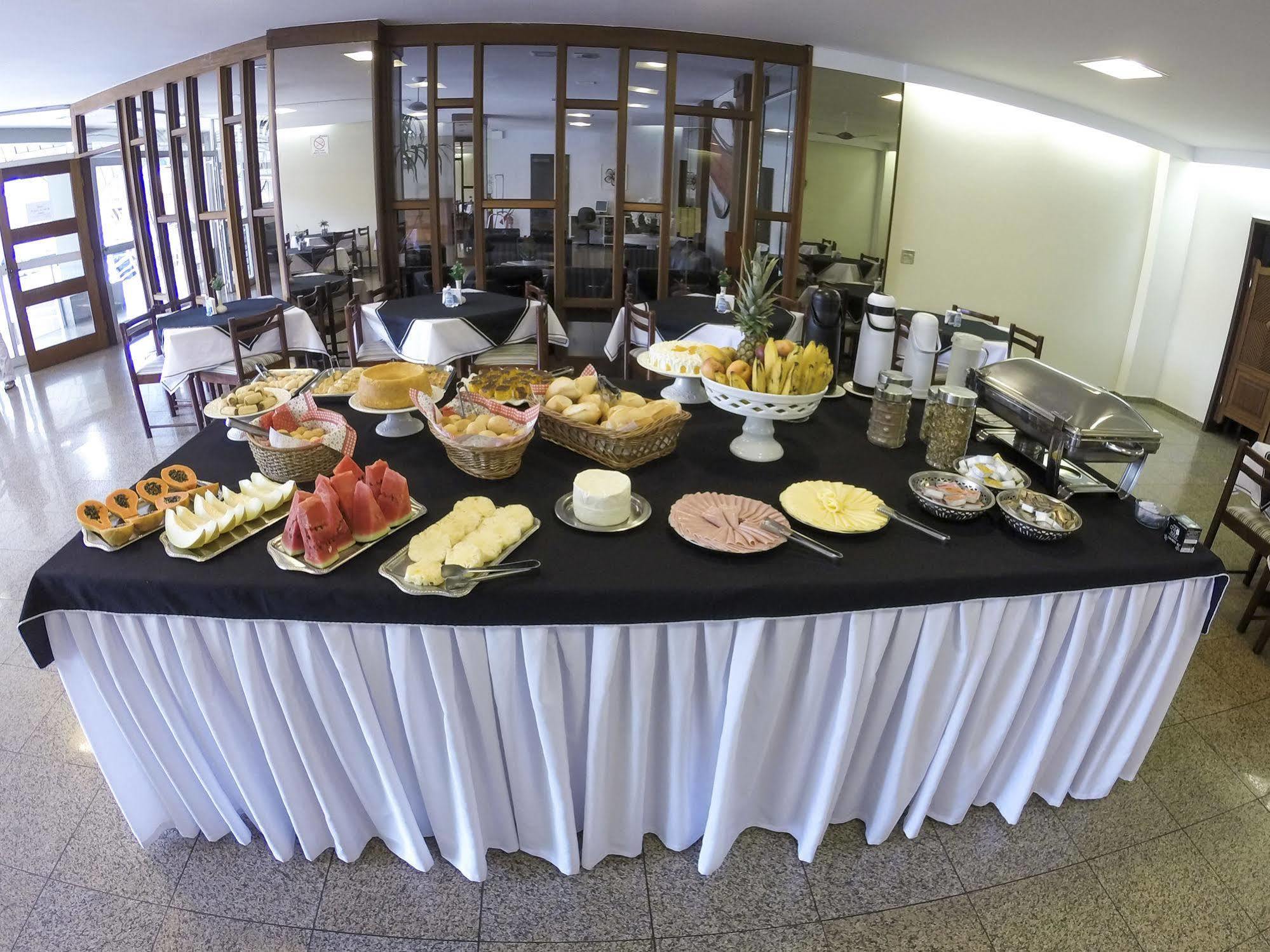 America Palace Hotel Uberlândia Eksteriør billede